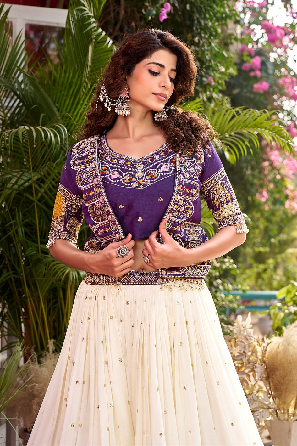 Designer Lehenga Choli Set For Reception And Wedding Occasion - Vastraa