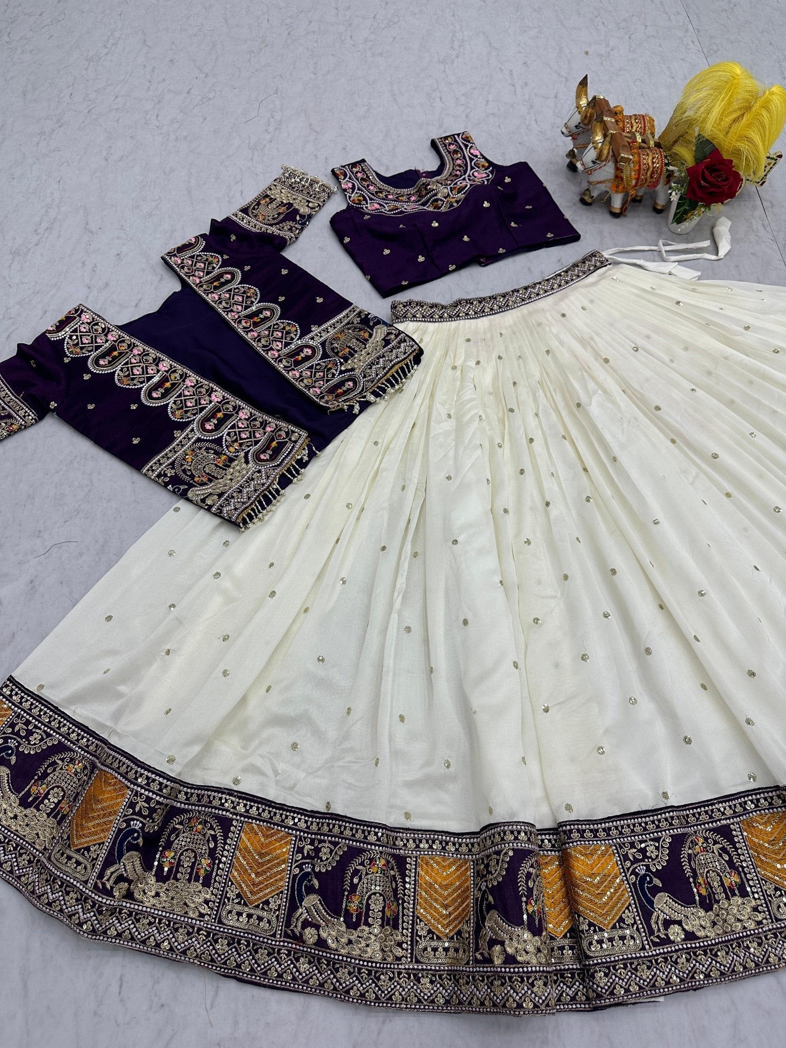 Designer Lehenga Choli Set For Reception And Wedding Occasion - Vastraa