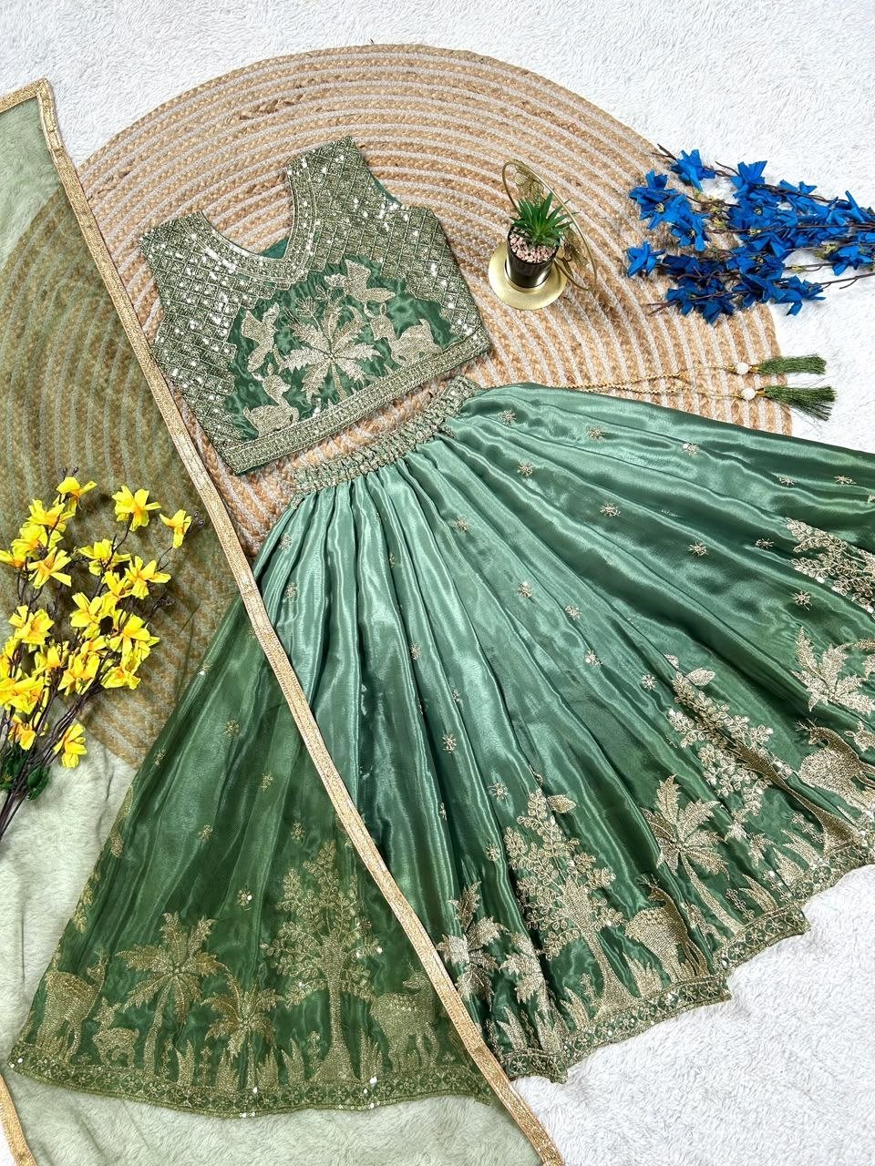 Kids Girls Designer Lehenga Choli Set – Traditional Ethnic Wear for Weddings & Festivals - VastraaKids Lehenga Choli