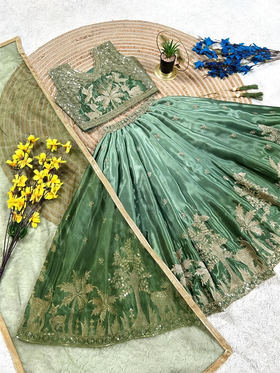 Kids Girls Designer Lehenga Choli Set – Traditional Ethnic Wear for Weddings & Festivals - VastraaKids Lehenga Choli
