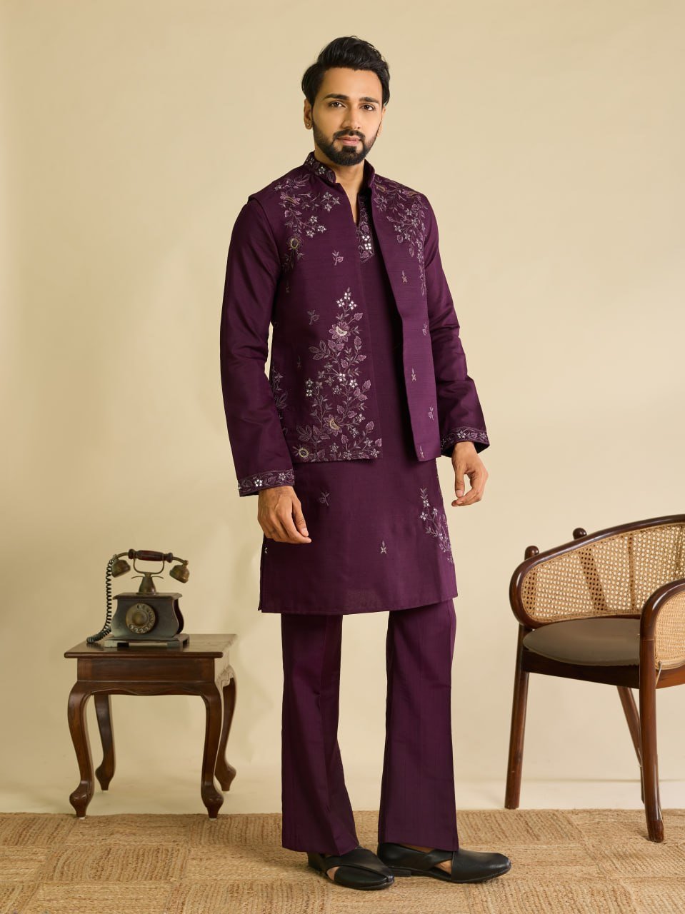 Luxurious Men's Wedding Kurta Pajama with Nehru Jacket - Vastraa