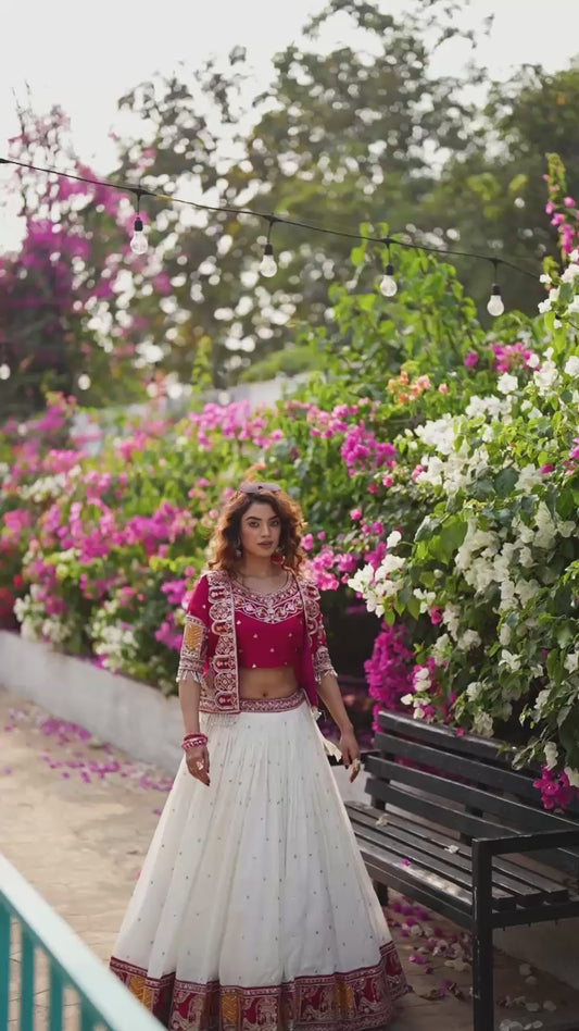 Designer Lehenga Choli Set For Reception And Wedding Occasion