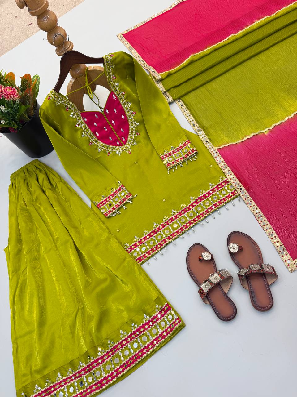 Women's Ethnic Mirror Work Kurta Set with Palazzo & Dupatta | Traditional Indian Outfit - Vastraa